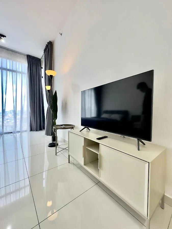 Beacon Executive Suites #Georgetown #Infinitypool #15 0*, George Town